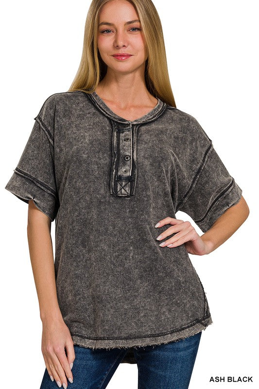 Raw Edge Detailed Button Closure top