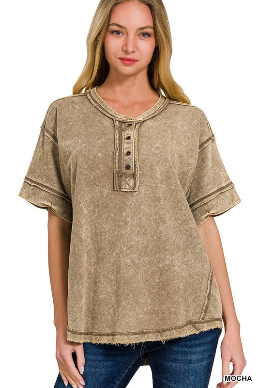 Raw Edge Button closure Top (Mocha)