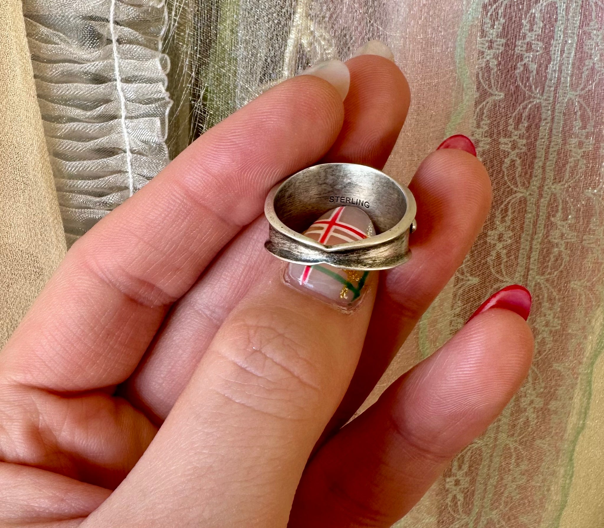 Pink Conch and Sterling Silver Ring Band